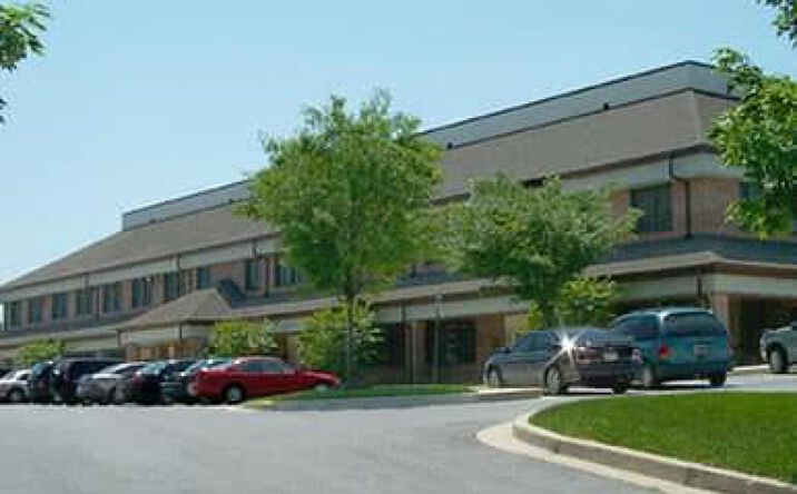 Pictures of Office property located at 4 W Rolling Crossroads, Catonsville, MD 21228 for lease - image #1