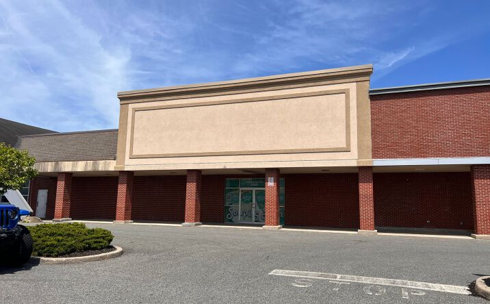 Middletown NY: Crystal Run Crossing - Retail Space For Lease - CBRE