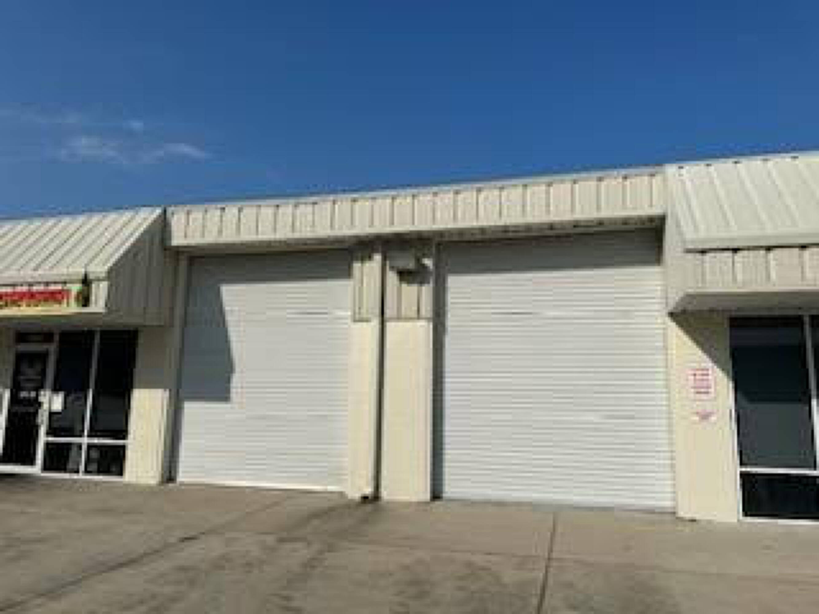 933 Beville Rd, South Daytona, FL 32119