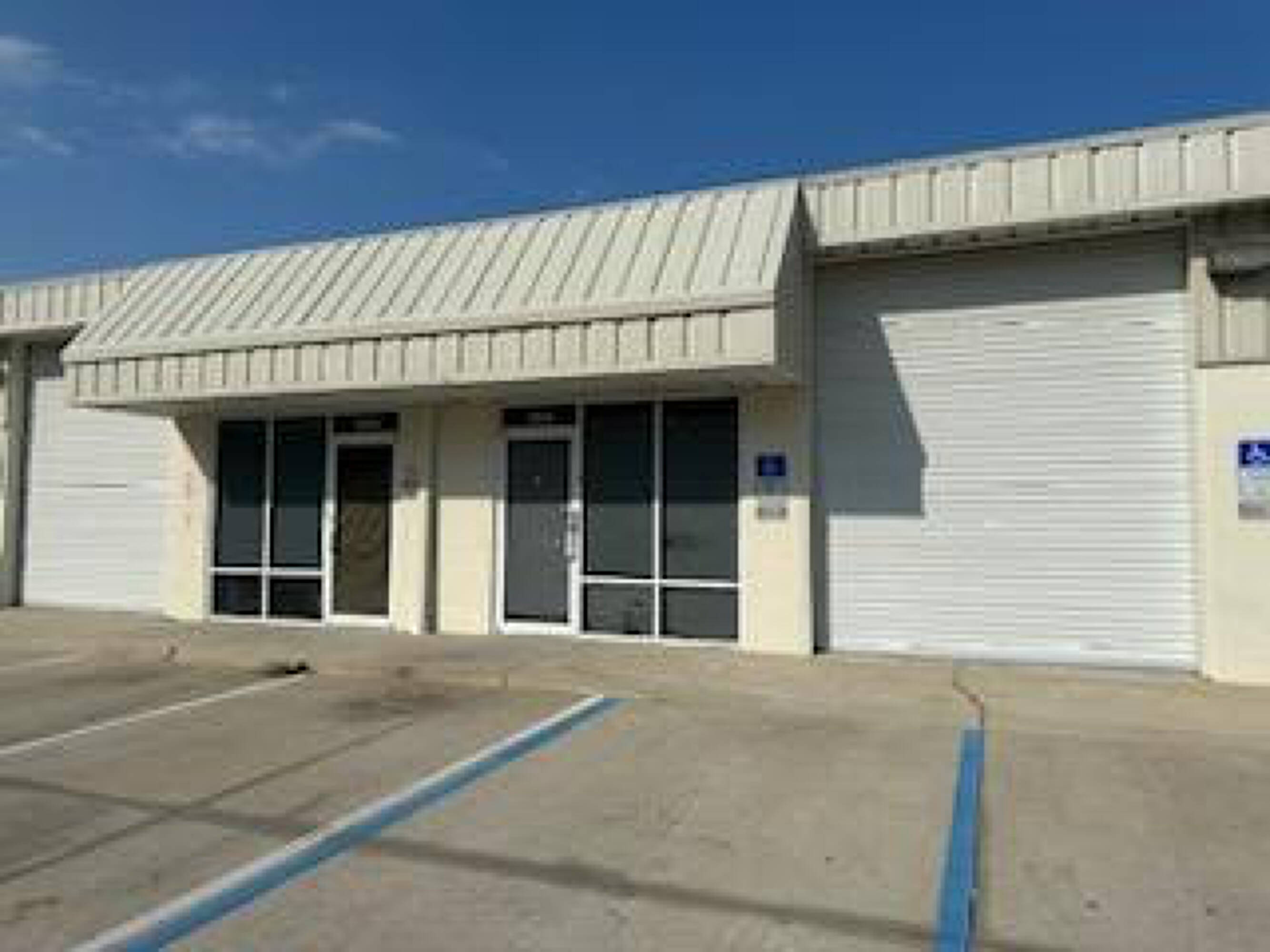 933 Beville Rd, South Daytona, FL 32119