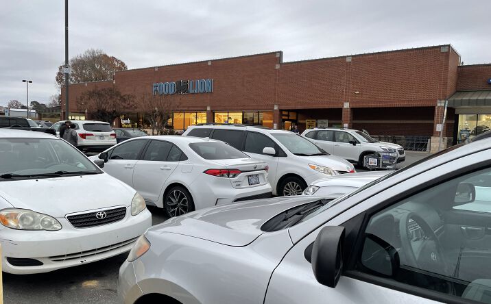 Pictures of Retail property located at 3458 E Broad St, Statesville, NC 28625 for lease - image #1