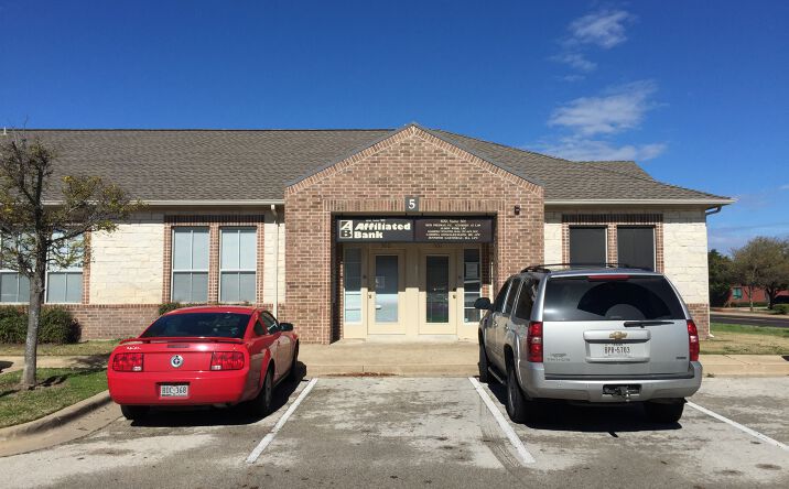Pictures of Office property located at 600 Round Rock W Dr, Round Rock, TX 78681 for lease - image #1