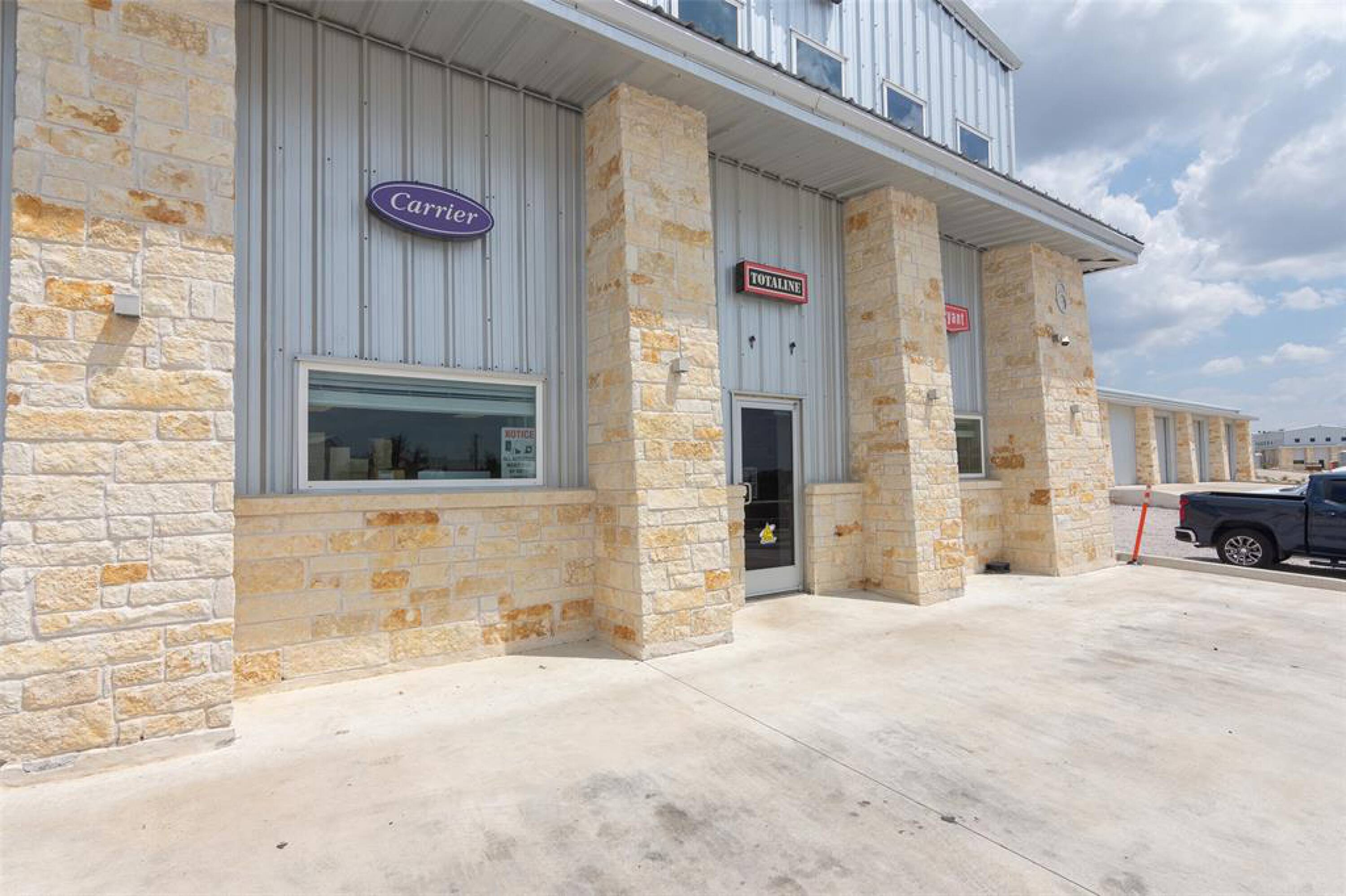 4955 Bell Springs Rd #6, Dripping Springs, TX 78620 | Crexi.com
