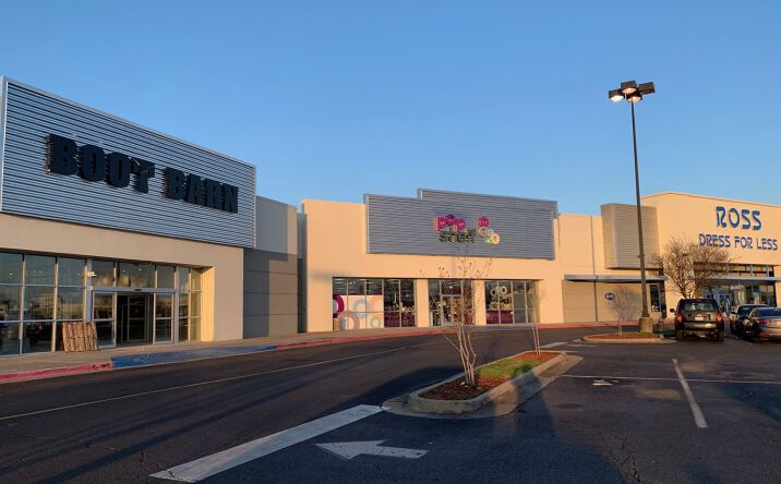 Pictures of Retail property located at 4103 Pecanland Mall Dr, Monroe, LA 71203 for lease - image #1