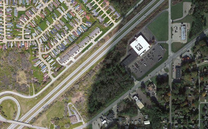 Pictures of Retail property located at 30275 Detroit Rd, Westlake, OH 44145 for sales - image #1