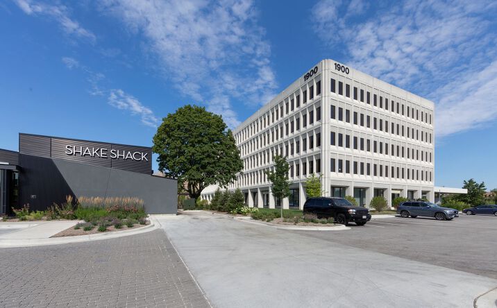 Pictures of Office property located at 1900 Spring Road, Hinsdale, IL 60523 for lease - image #1