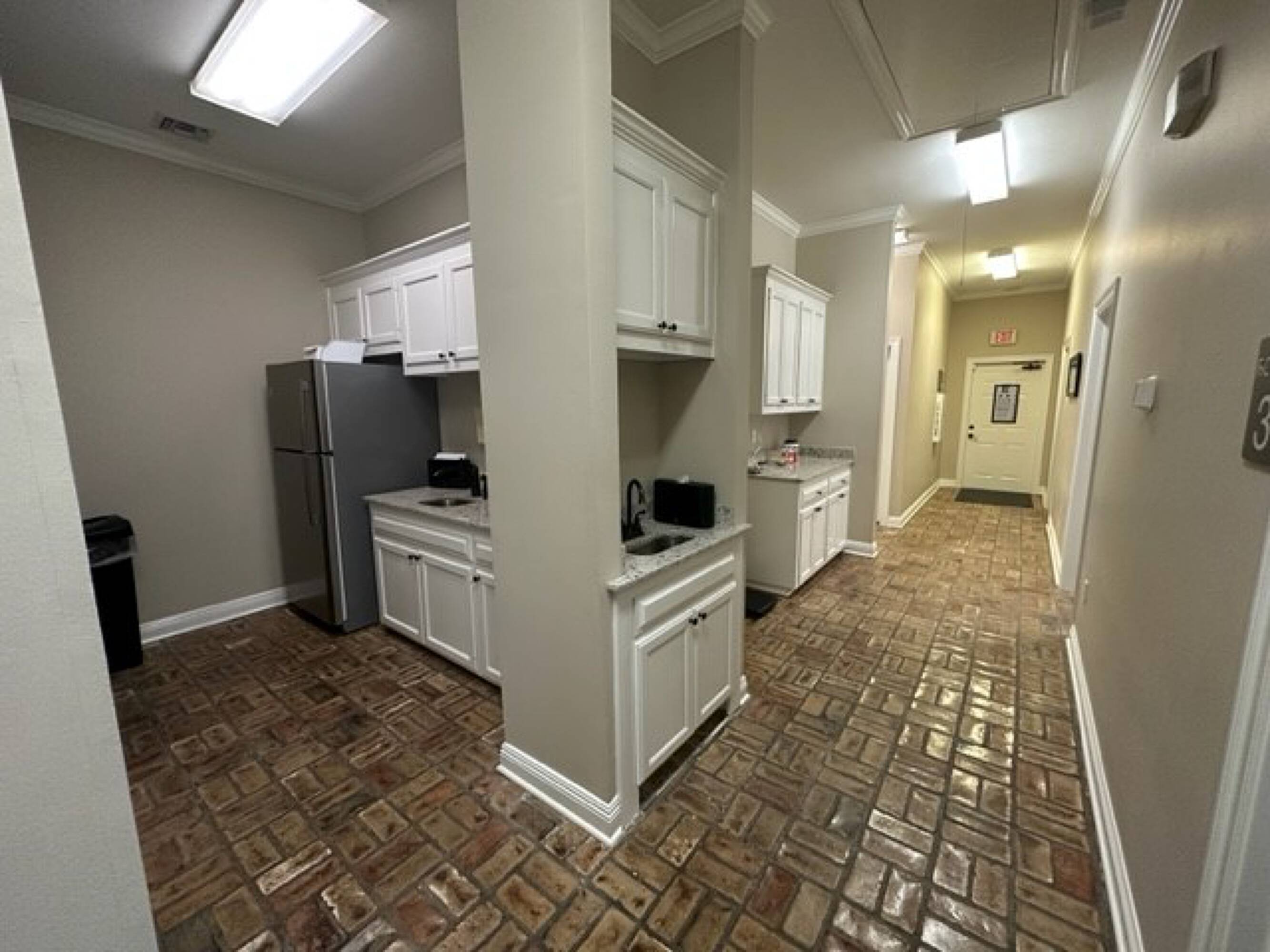 13348 Coursey Blvd, Baton Rouge, LA 70816