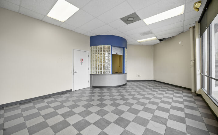 Pictures of Retail, Office property located at 2364 E Southcross, San Antonio, TX 78223 for lease - image #1