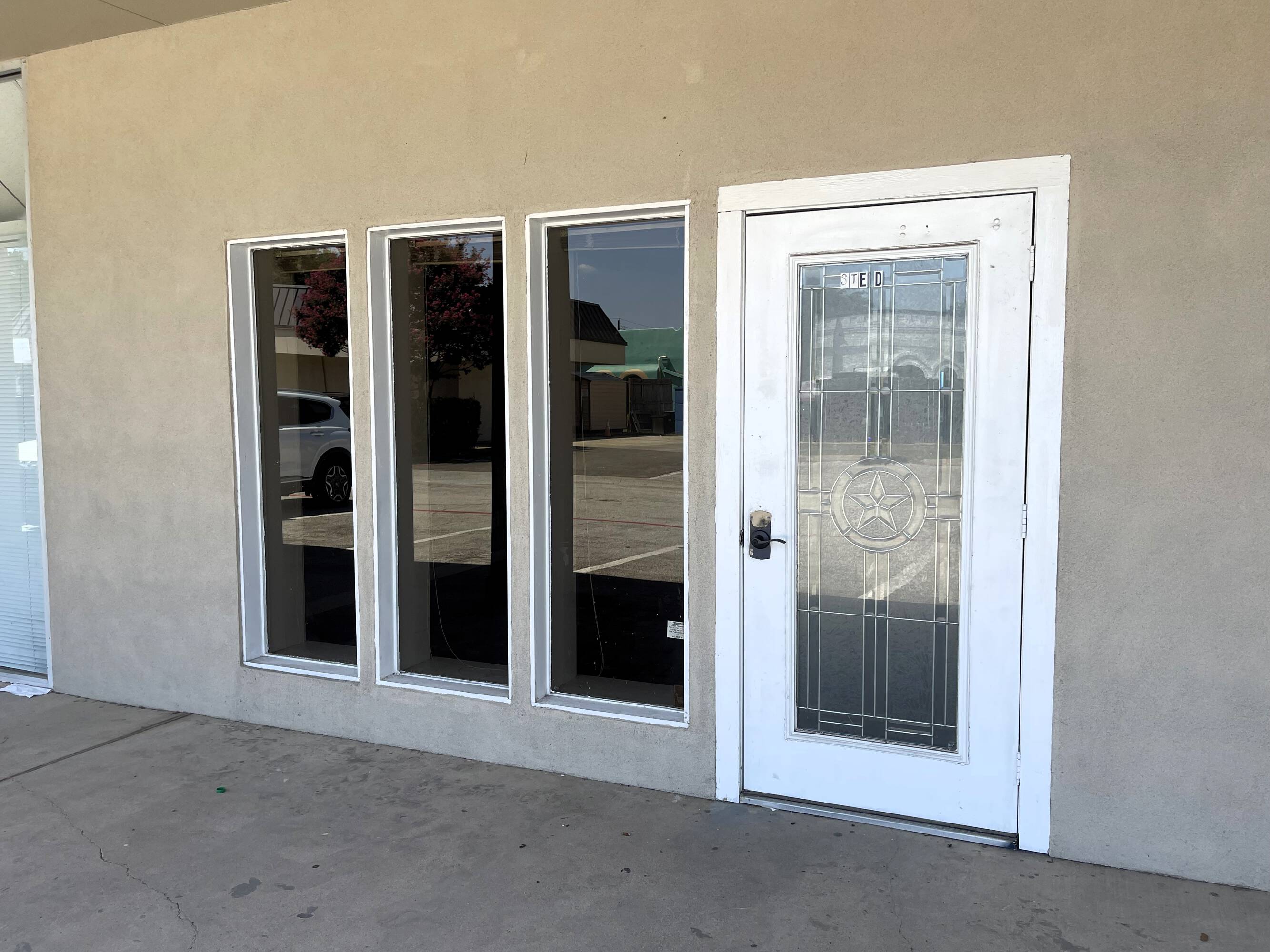 2109 W Parker Rd Suite 224 - az1fd0g