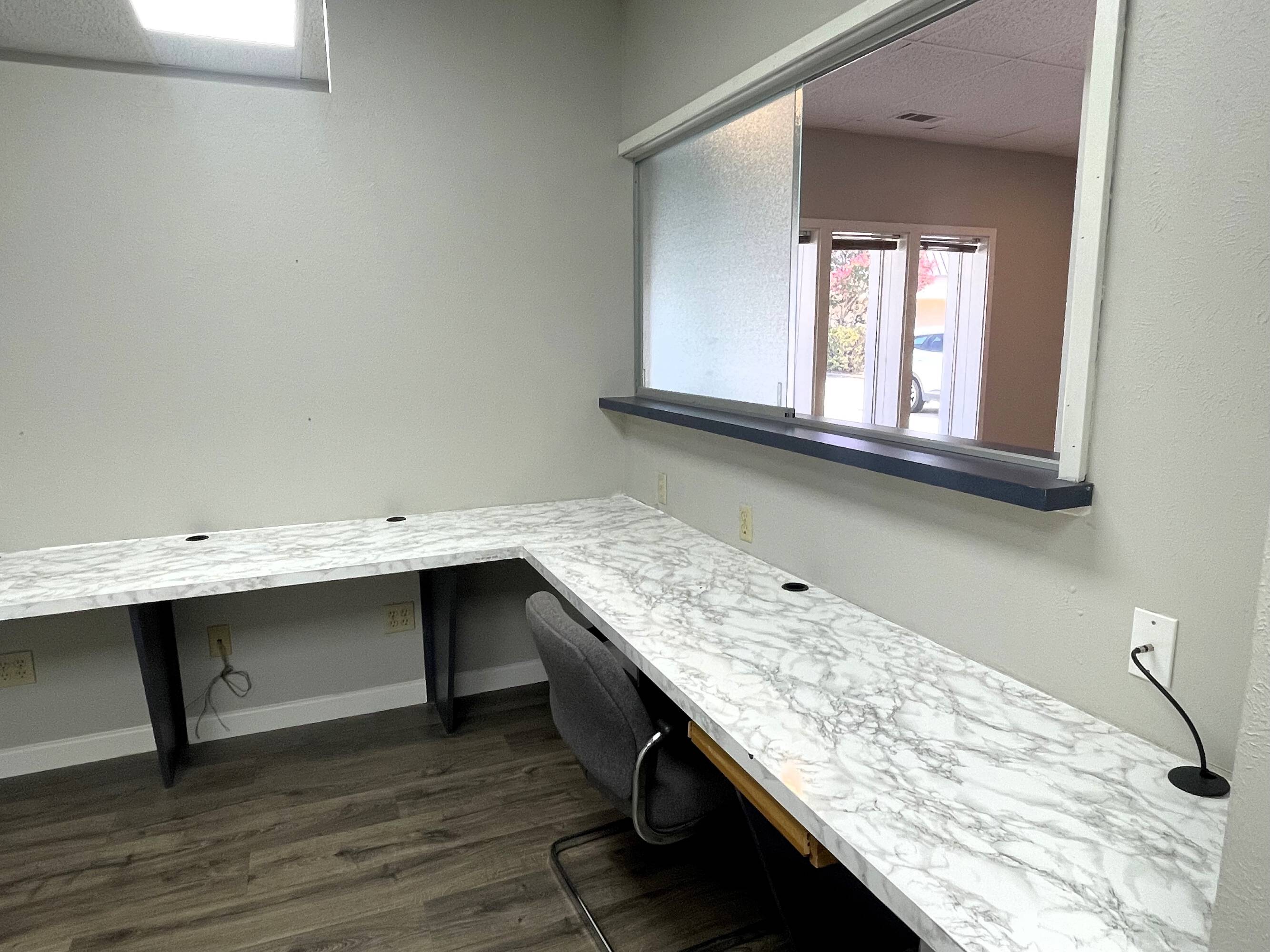 2109 W Parker Rd Suite 224 - yfzynjf