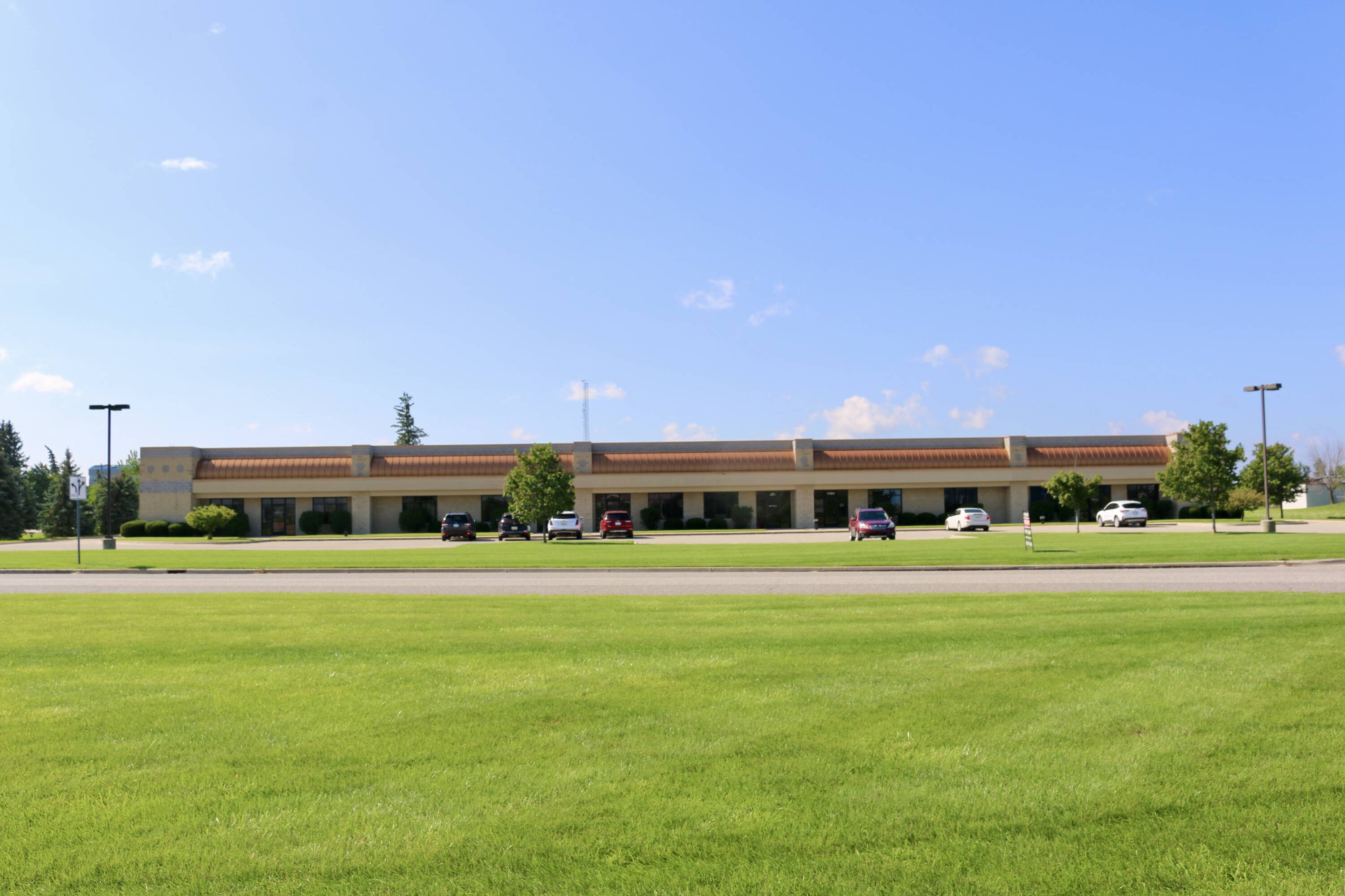 1484 Straits Dr, Bay City, MI 48706