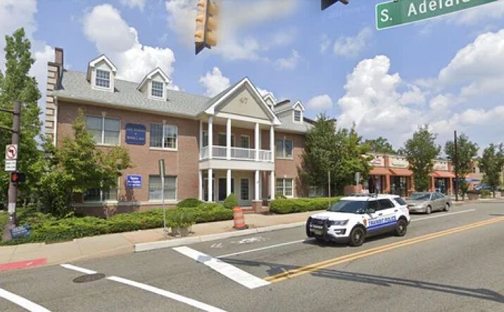 Pictures of Retail, Office property located at 47 Raritan Ave, Highland Park, NJ 08904 for lease - image #1
