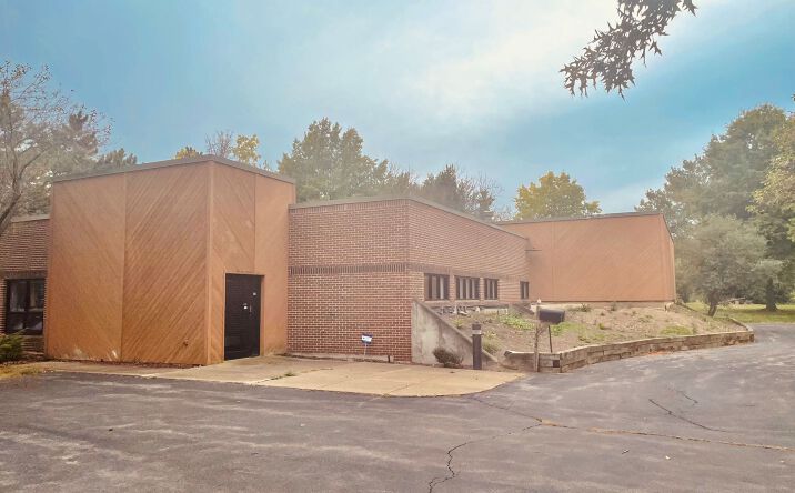 Pictures of Office property located at 3633 Commerce Place, Hamburg, NY 14075 for lease - image #1
