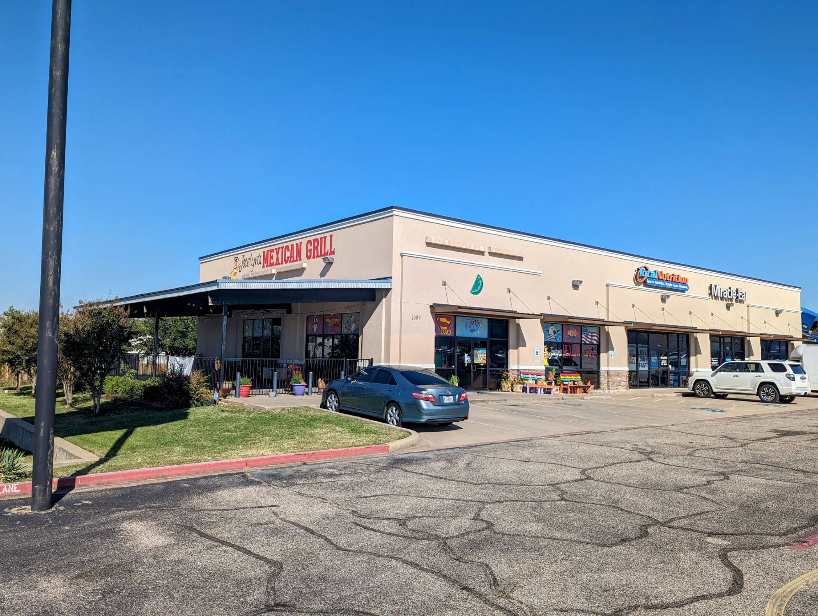 1013 Wal St, Longview, TX 75605