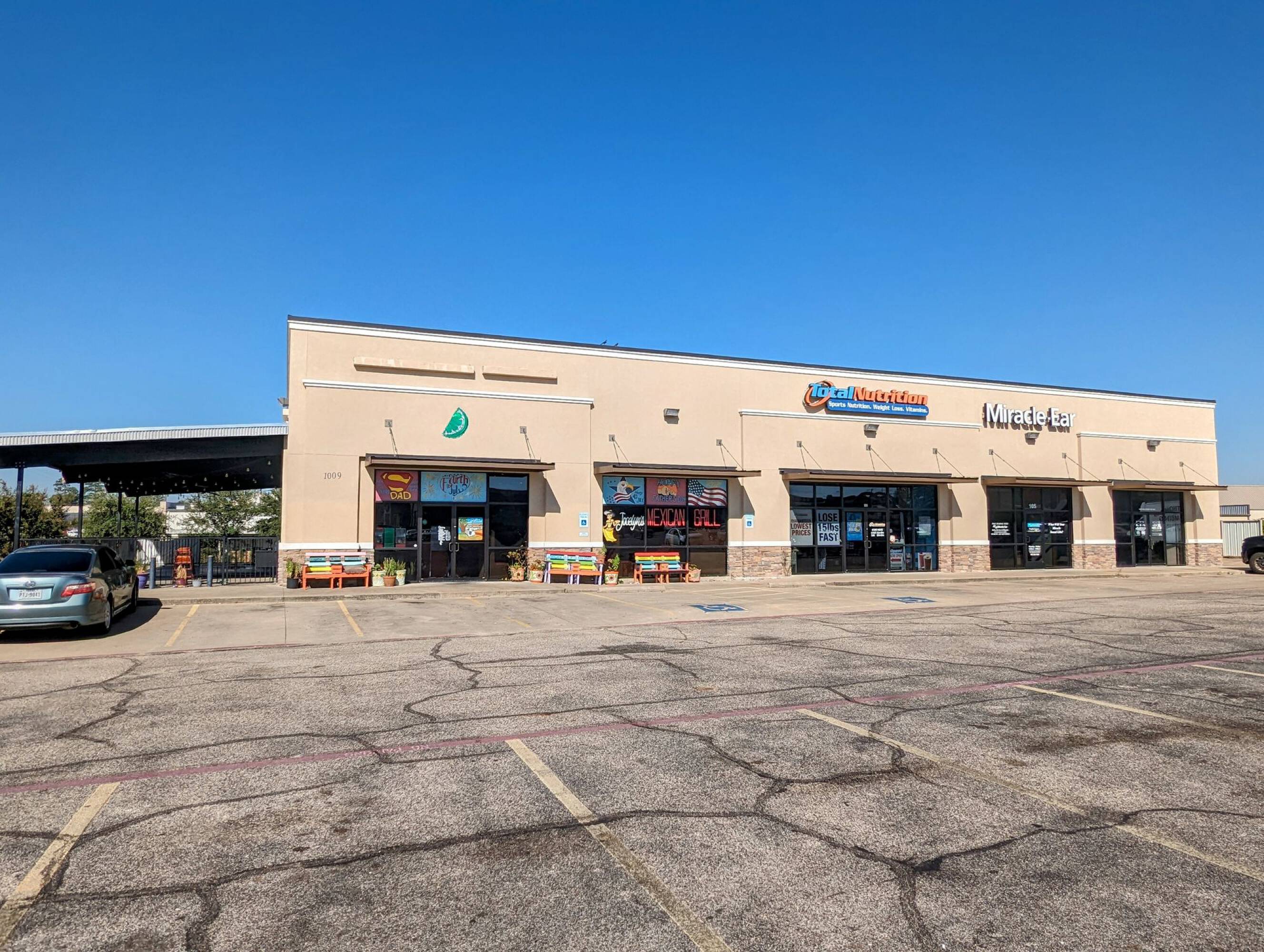 1013 Wal St, Longview, TX 75605