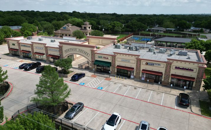 Pictures of Retail property located at 2637 Ira E. Woods Ave., Grapevine, TX 76051 for lease - image #1