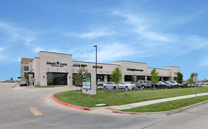 Pictures of Retail property located at 7900 Woodbridge Pkwy., Sachse, TX 75048 for lease - image #1