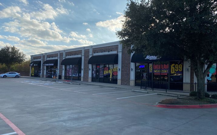 Pictures of Retail property located at 100 E. Plaza Rd., Red Oak, TX 75154 for lease - image #1