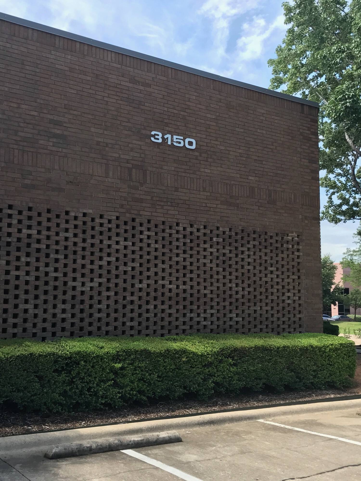 31003150 Premier Dr., Irving, TX 75063