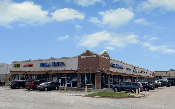 Pictures of Retail property located at 2248 Central Dr., Bedford, TX 76021 for lease - image #1