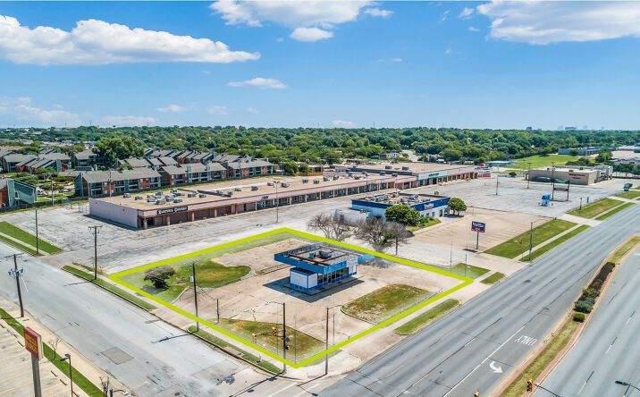 Pictures of Retail property located at 8744 Camp Bowie West Blvd., Fort Worth, TX 76116 for lease - image #1