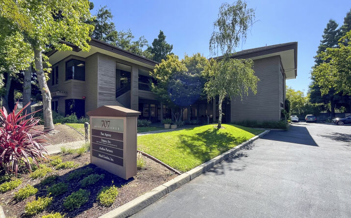 Pictures of Office property located at 707 Menlo Ave, Menlo Park, CA 94025 for lease - image #1