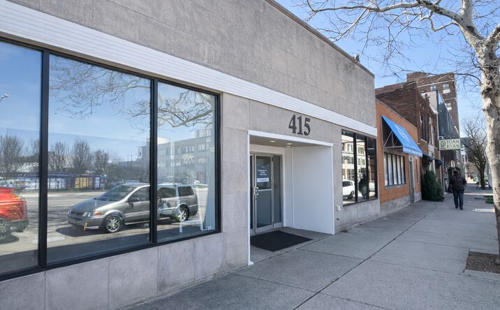 Pictures of Office, Retail property located at 415 E Broad St, Columbus, OH 43215 for lease - image #1