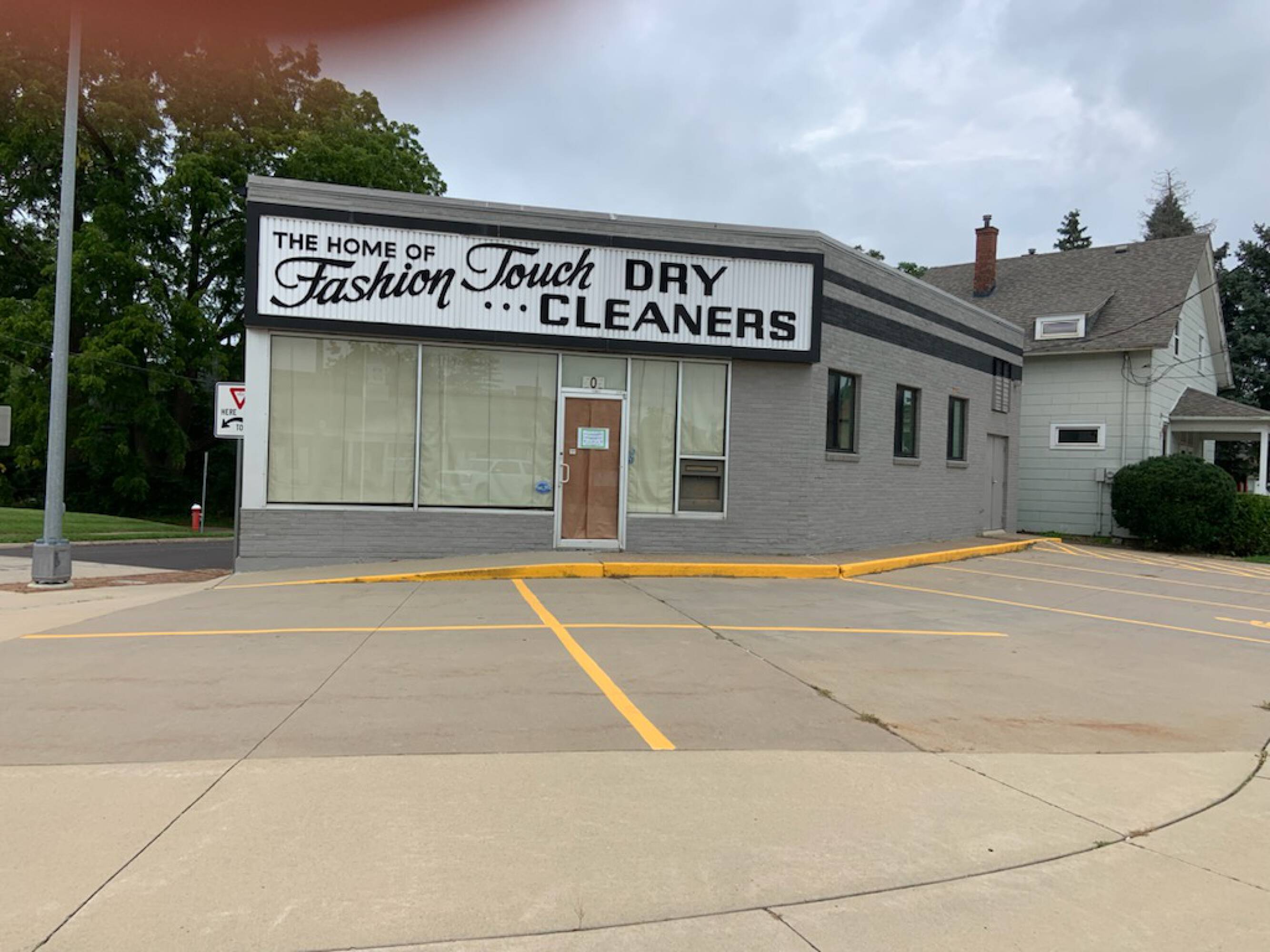 505 N Grandview Ave, Dubuque, IA 52001