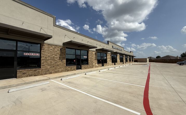 Pictures of Retail, Office property located at 2101 Memory Ln, Harker Heights, TX 76548 for lease - image #1