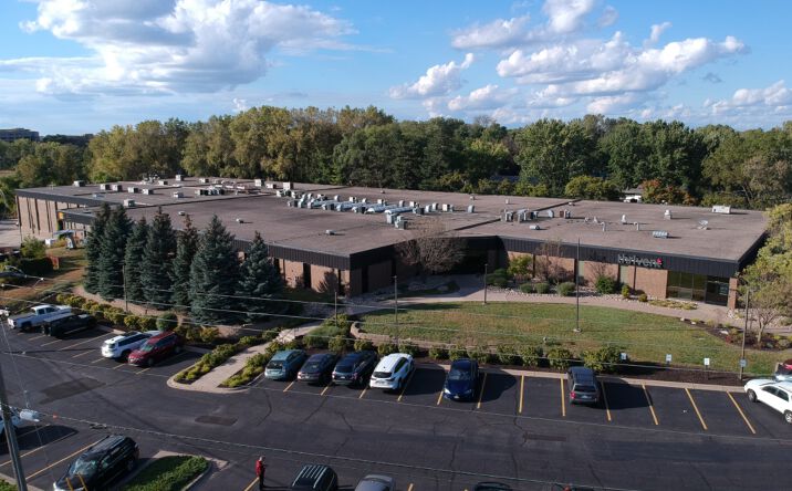 Pictures of Retail, Office, Industrial property located at 9220 Bass Lake Rd, New Hope, MN 55428 for lease - image #1