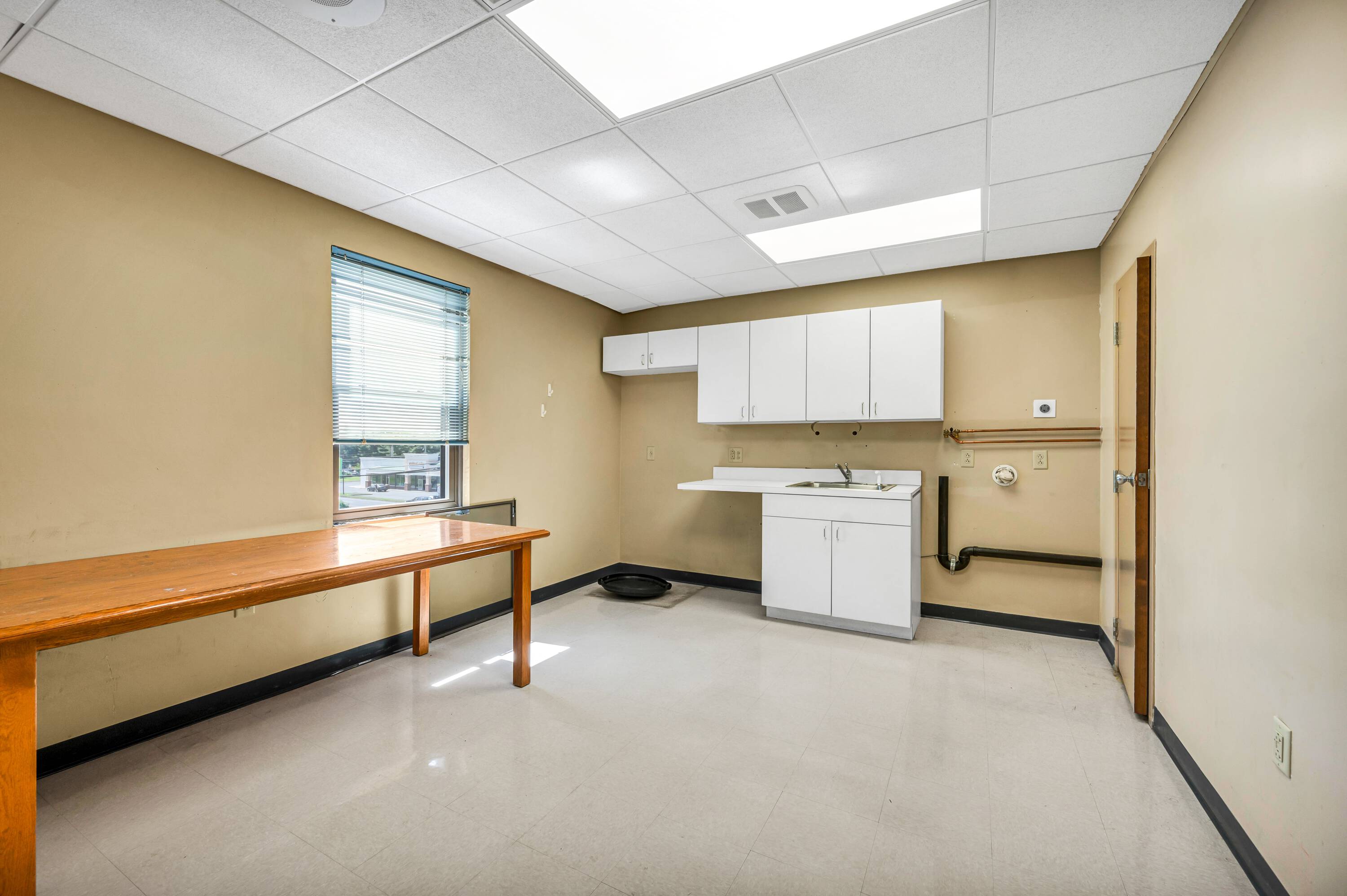 351 Merline Rd, Vernon, CT 06066