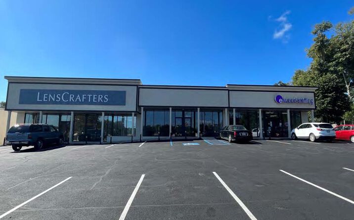 Pictures of Retail property located at 4027 Airport Blvd, Mobile, AL 36608 for lease - image #1
