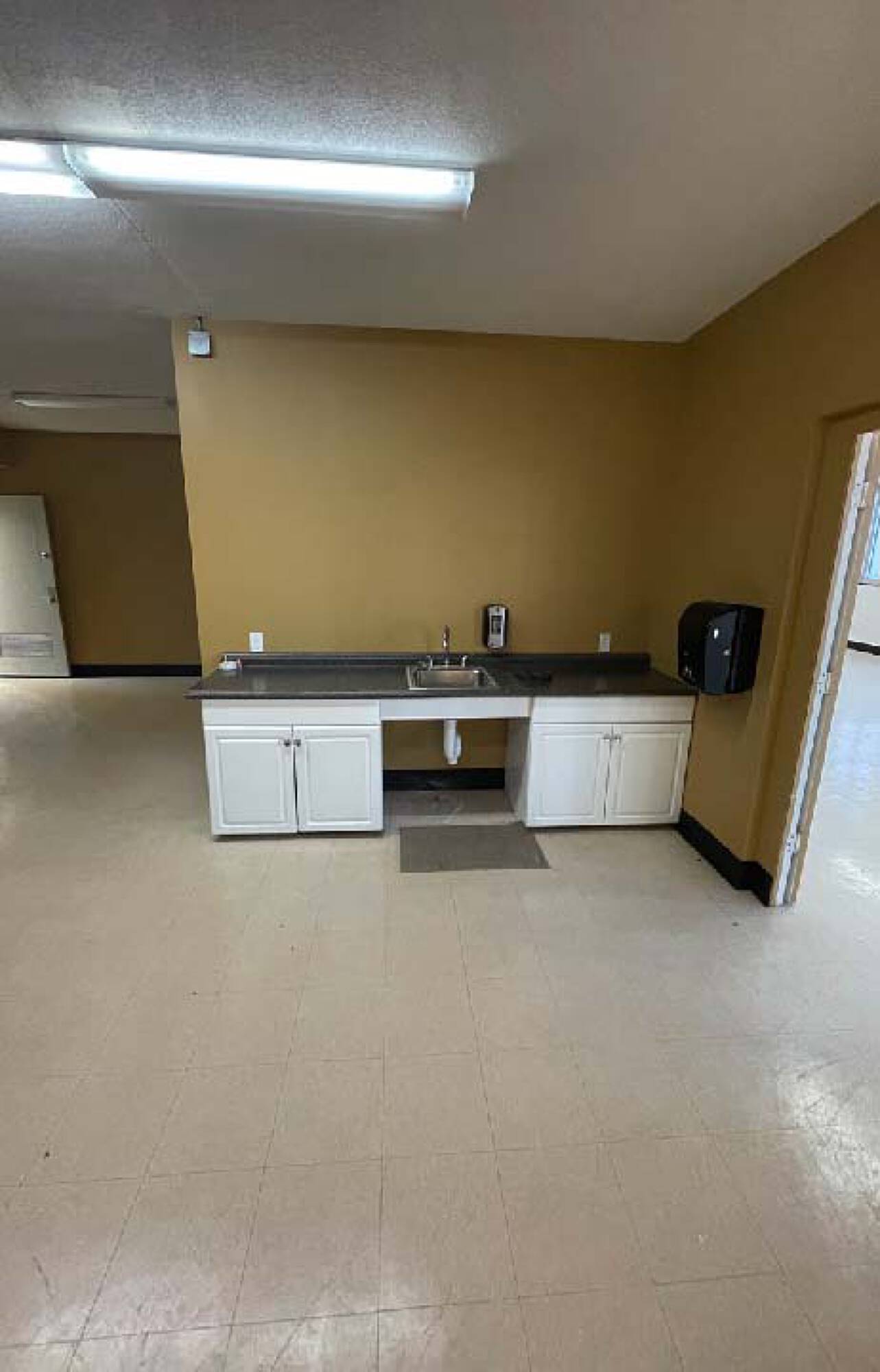 1329 Stanley Ave, Dayton, OH 45404