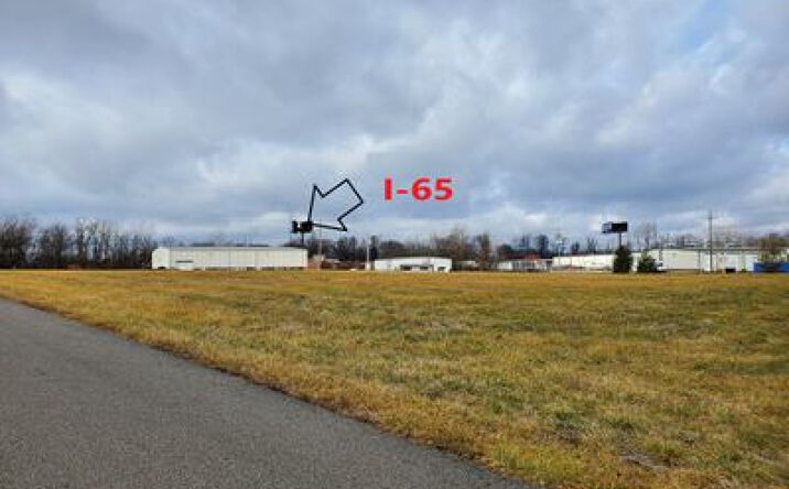 Pictures of Industrial property located at 2998 Industrial Pkwy, Jeff, IN 47130 for lease - image #1