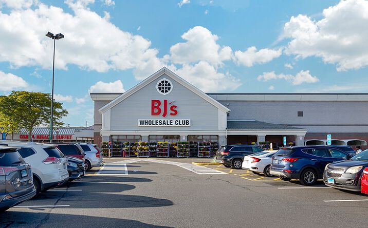 Pictures of Retail property located at 955 Ferry Blvd, Stratford, CT 06614 for lease - image #1
