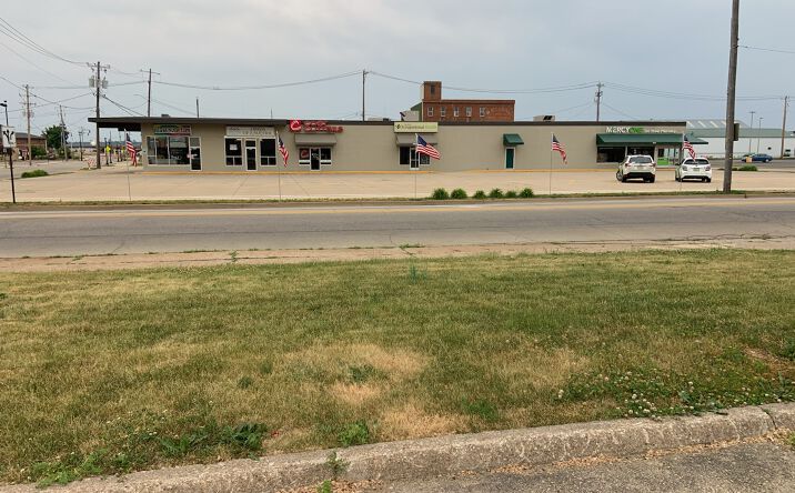 Pictures of Retail property located at 1920 Elm St, Dubuque, IA 52001 for lease - image #1