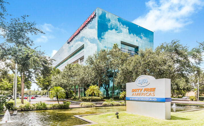 Pictures of Land property located at 6100 Hollywood Blvd, Hollywood, FL 33024 for lease - image #1