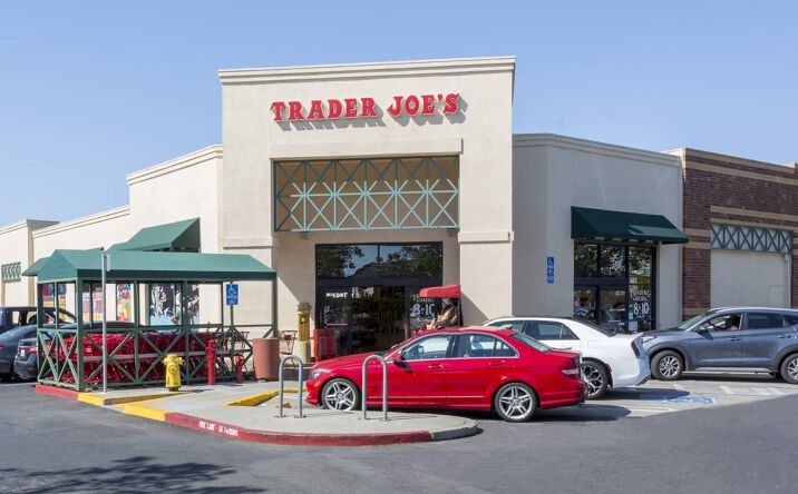 Pictures of Retail property located at 5701-5795 Christie Ave, Emeryville, CA 94608 for lease - image #1