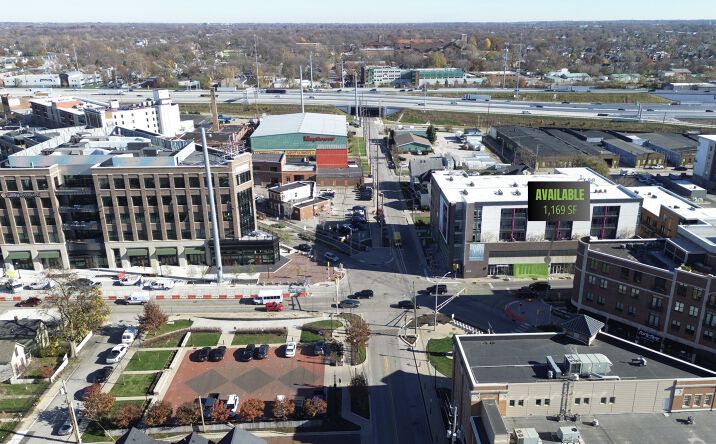 Pictures of Retail property located at 747 N College Ave, Indianapolis, IN 46202 for lease - image #1