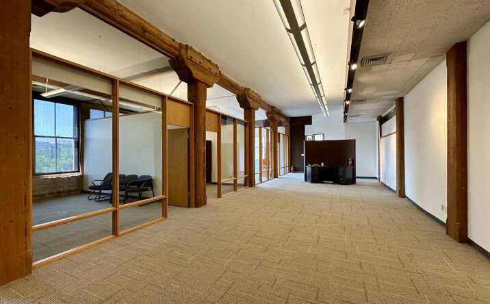 Pictures of Office property located at 375 W 200 S, Salt Lake City, UT 84101 for sales - image #1