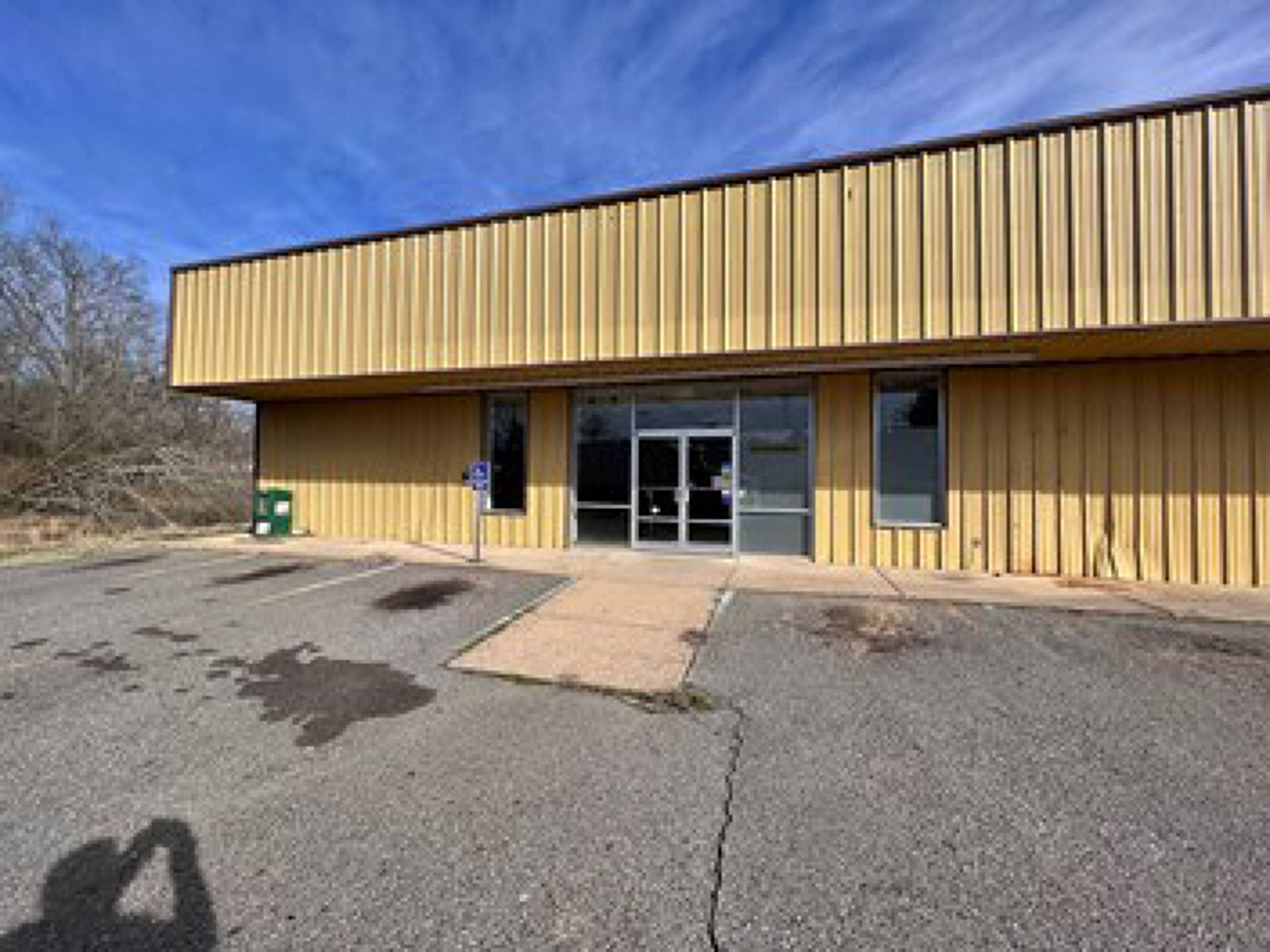 204 S 6th St, Gurdon, AR 71743