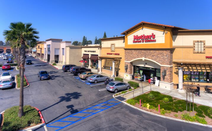 Pictures of Retail, Restaurant property located at 1639 E Imperial Hwy, Brea, CA 92821 for lease - image #1