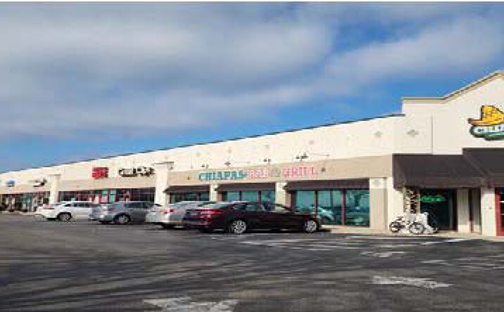 Pictures of Retail, Restaurant property located at 2741 & 2749 West Alex Bell Road Moraine, Moraine, OH 45459 for lease - image #1