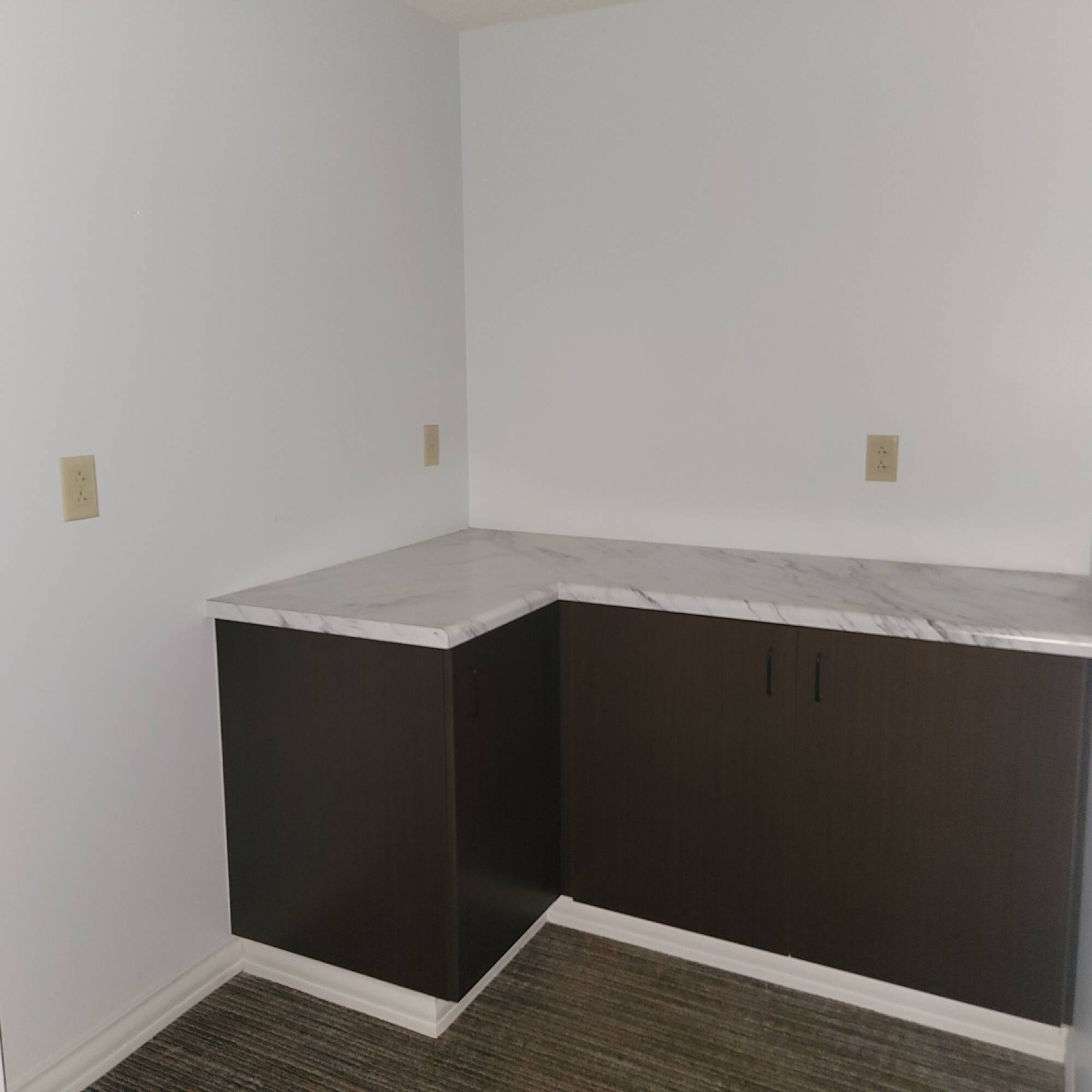 5020 Philadelphia Dr, Dayton, OH 45415