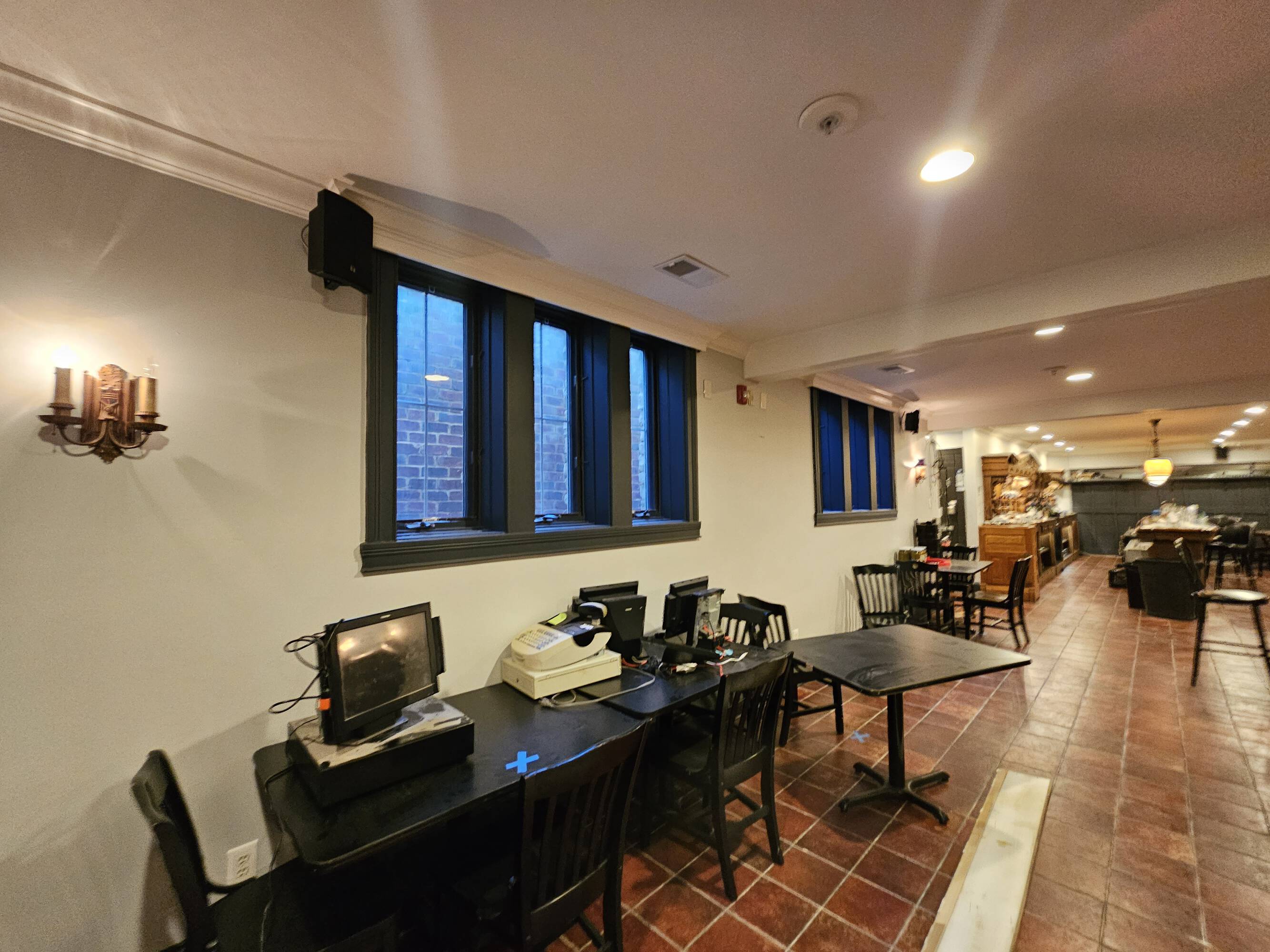 7629 W Stonegate Dr, Zionsville, IN 46077