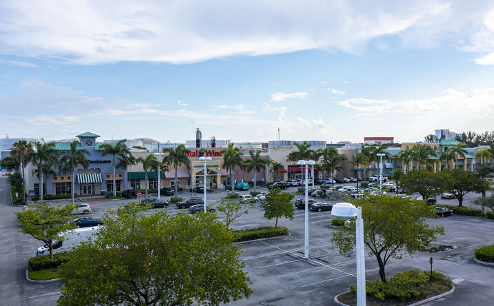 Pictures of Retail, Office property located at 1800 Cordova Rd, Fort Lauderdale, FL 33316 for sales - image #1