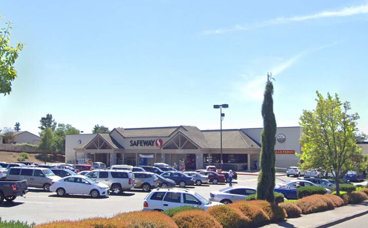 Pictures of Retail property located at 301 Westfield St, Silverton, OR 97381 for lease - image #1