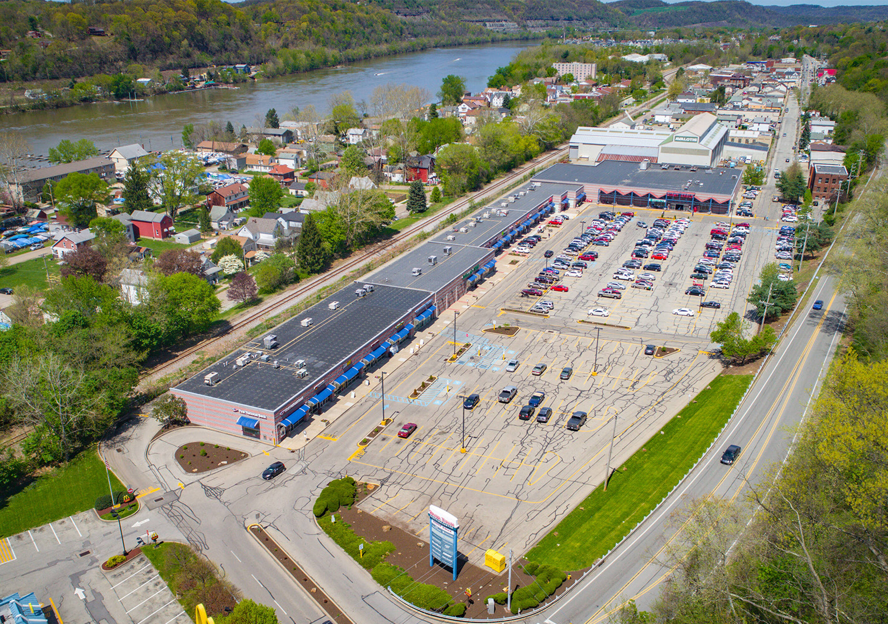 200 Allegheny River Blvd, Verona, PA 15147