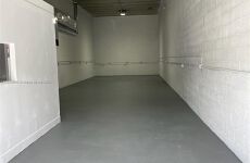 6120610