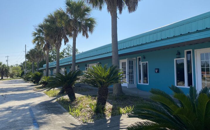 Pictures of Retail property located at 828 Highway 90, Bay Saint Louis, MS 39520 for lease - image #1